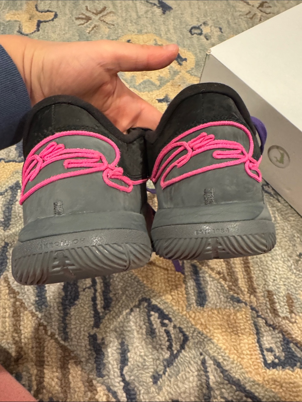 Nike LeBron XXII Basketball Sneakers - Picture 6 of 9